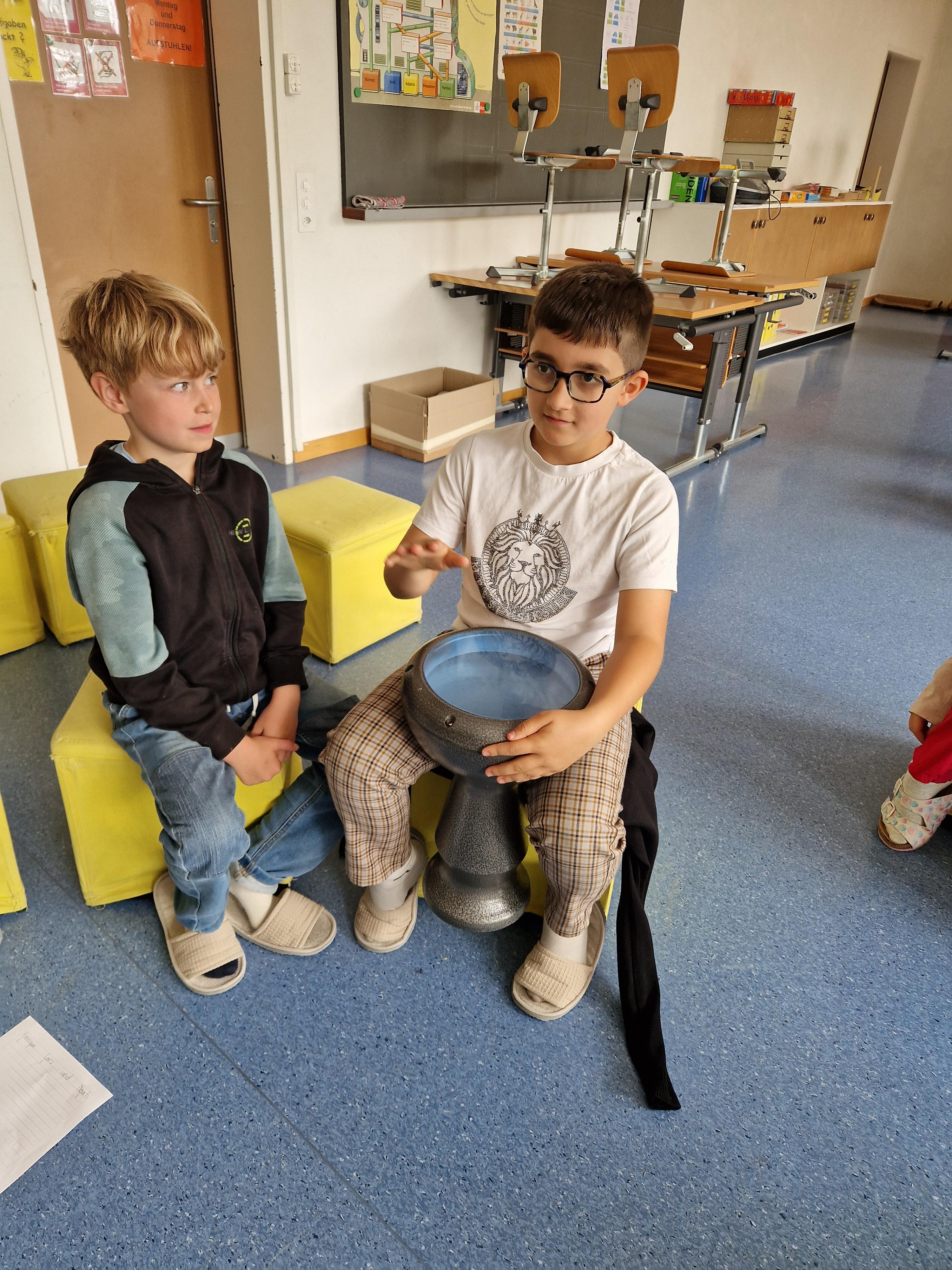 Auch Musik wird gespielt