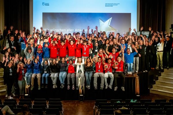 Gruppenbild Sportlerinnen- und Sportlerehrung