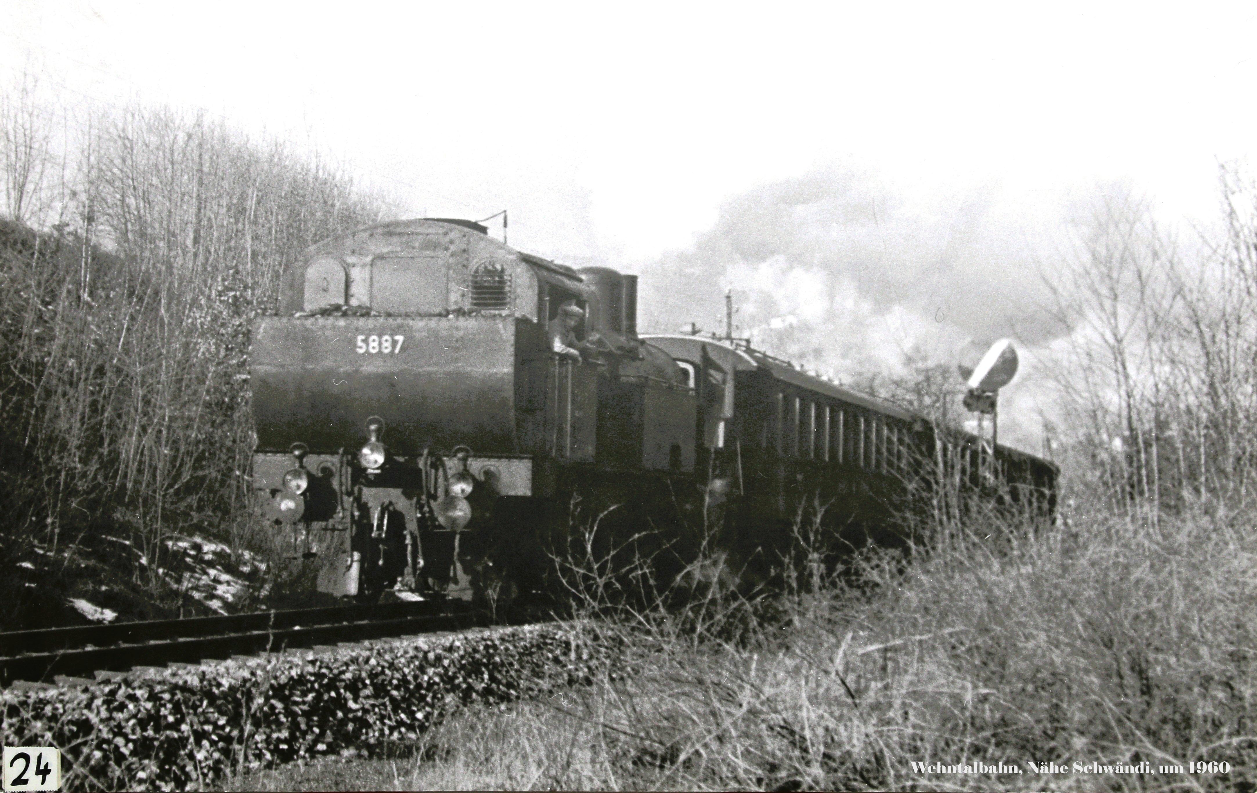 bis 1865 Bahn nur bis Dielsdorf, Elektrifizierung  ab 1960