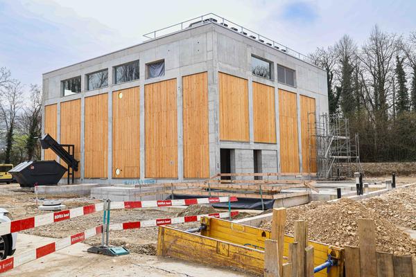 Foto der Heizzentrale Heizzentrale zum Fernwärmeverbund Aesch 