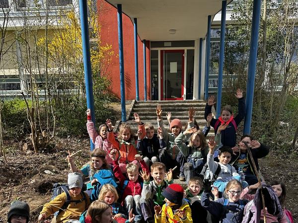 Gruppenfoto aller Kinder