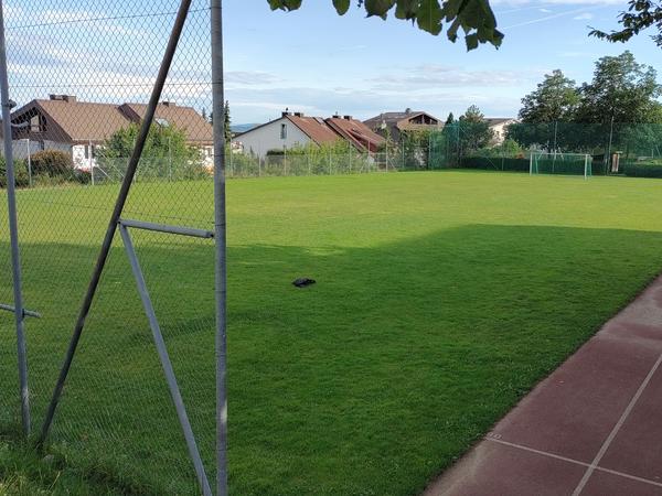 Allenwinden, Sportplätze