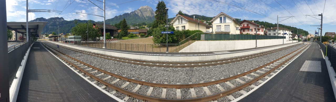 Foto Doppelspur / Haltestelle Hergiswil Matt