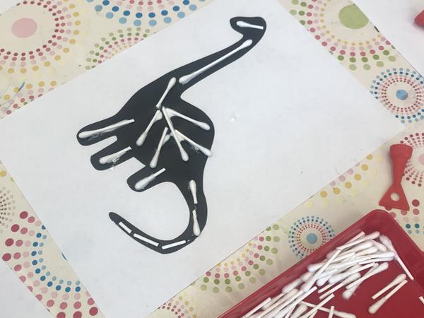 Thema Dinosaurier, Kindergarten Ebertswil