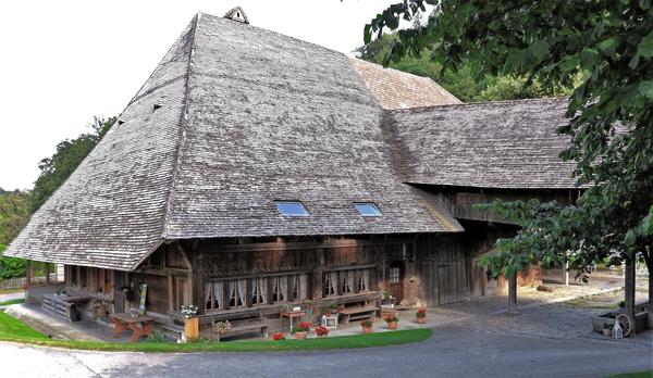 Bauernhaus Glungge, Foto Hans Schuler aus Fotobuch Wynigebärge