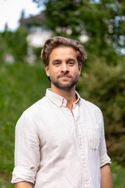 Rafael Toth