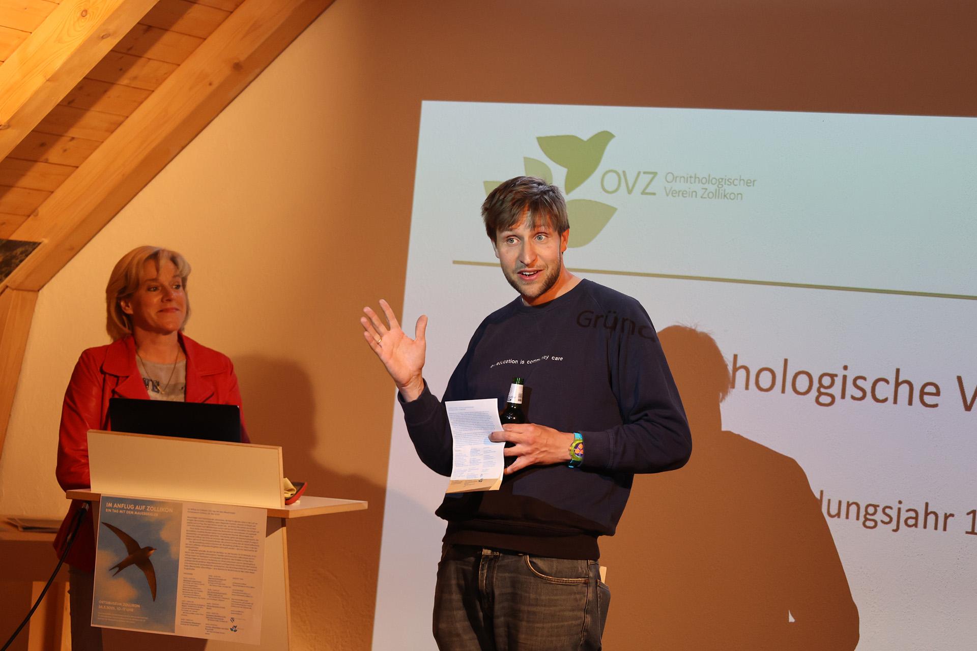 Der Ornithologische Verein Zollikon stellt sich vor
Mit Claudia Nett, Präsidentin OVZ und Rui Biagini, Mitglied OVZ
