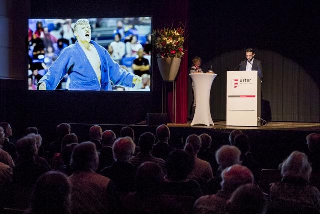 Nils Stump erhält den Sportpreis 2017