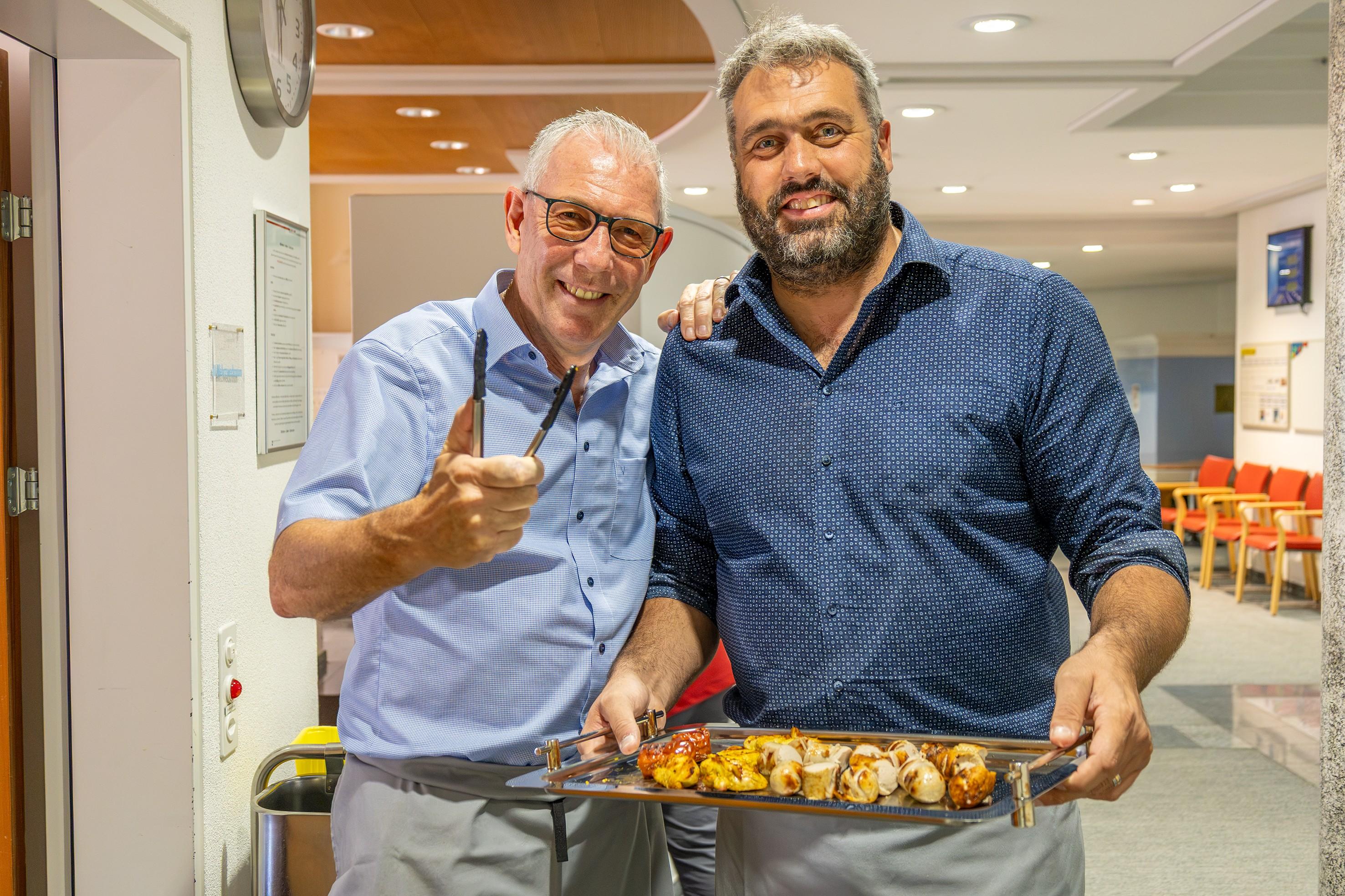 Eingespieltes Team: Gemeindepräsident Stefan Kohler (rechts) und Gemeinderat Christian Lamm.
