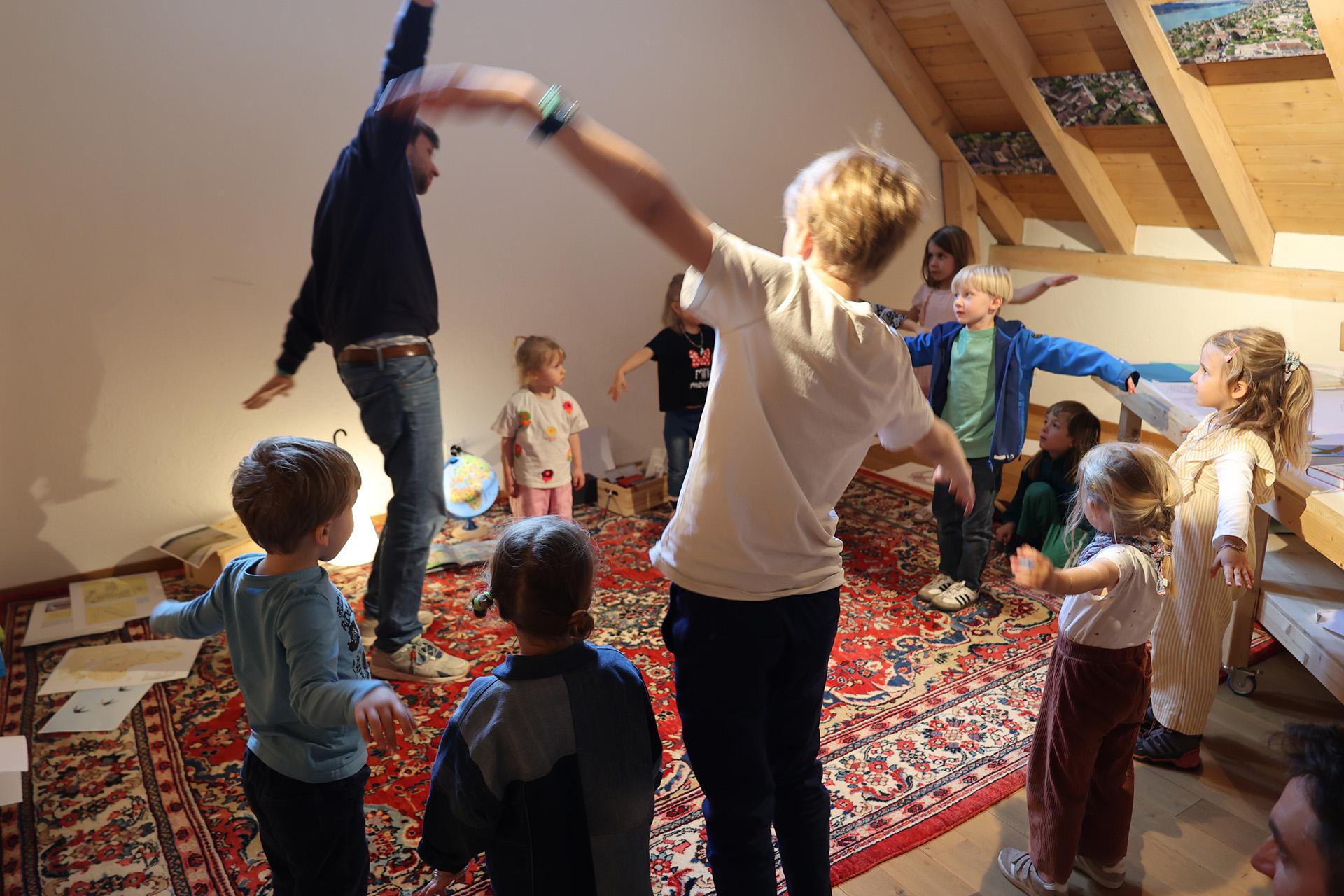 Wie fühlt es sich an im Schlaf zu fliegen?
Spielerische Annäherung an den Mauersegler. Mit Bruno Heller, Leiter Ortsmuseum 
