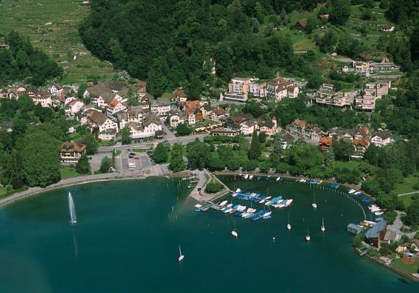 Hafen und Walensee