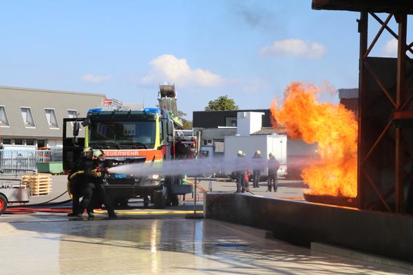 Feuerwehrleute bei einer Übung