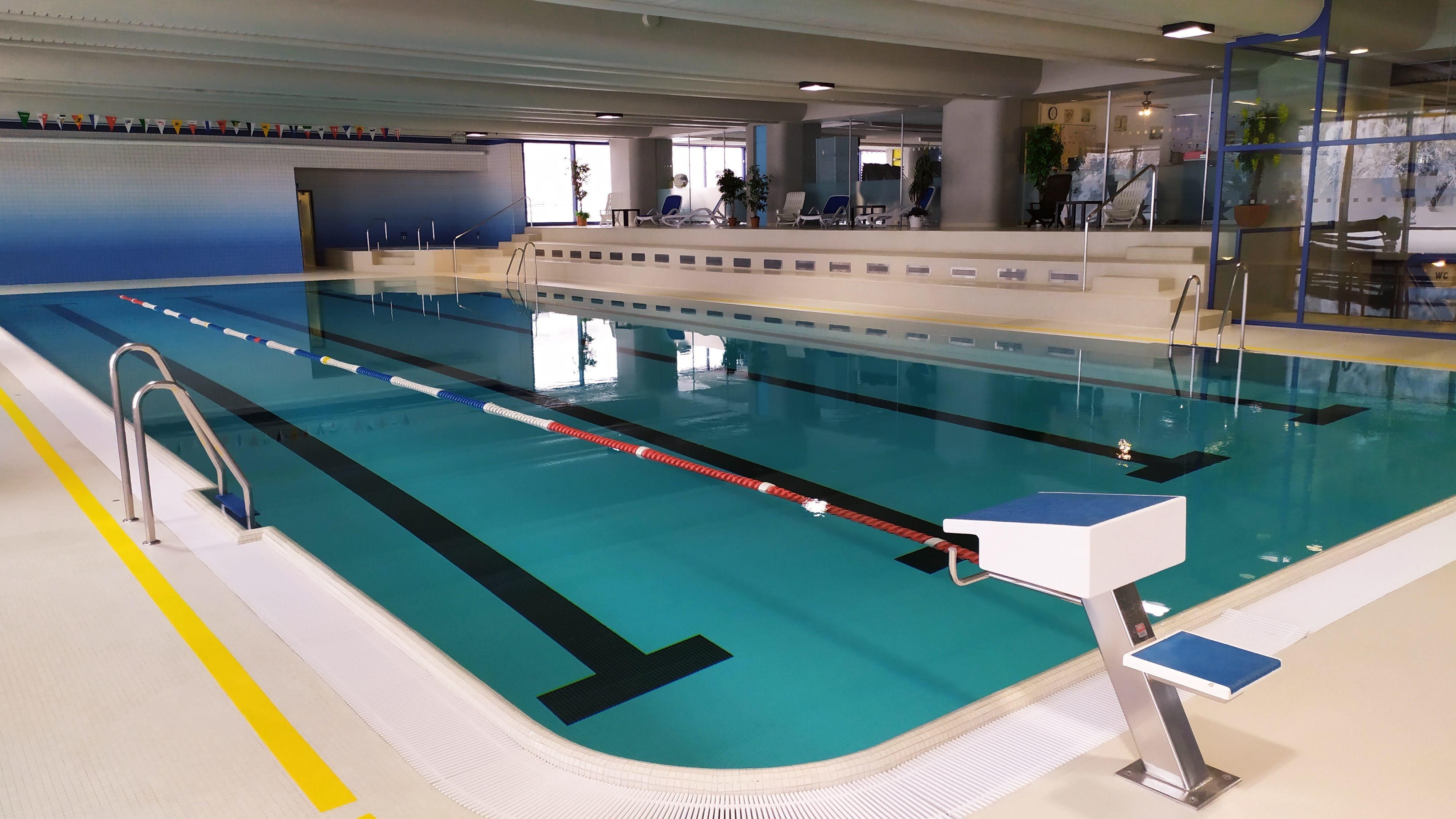 Schwimmerbacken_Hallenbad