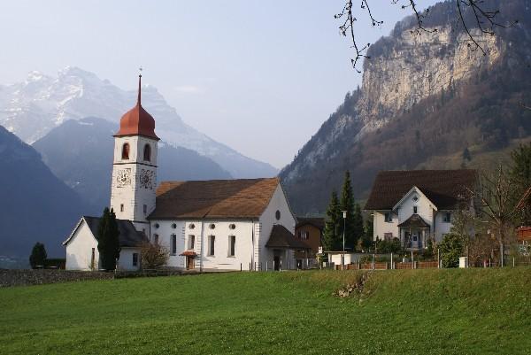 Reservationen beim Pfarramt: Telefon 041 628 15 68