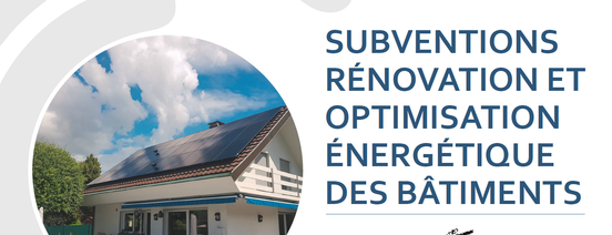 Villa équipée de panneaux photovoltaïques en toiture