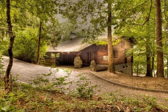 Forsthaus Muntel Aussenansicht