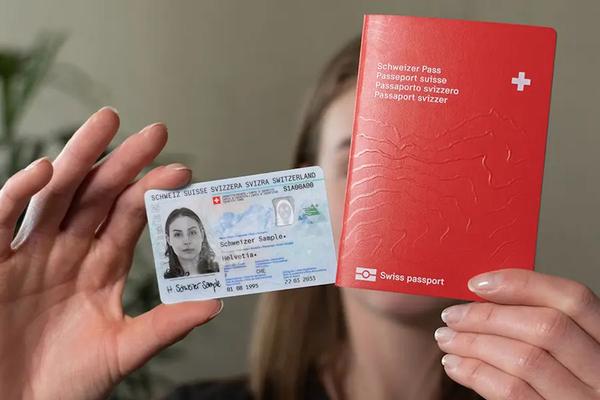 Bild neue Identitätskarte 