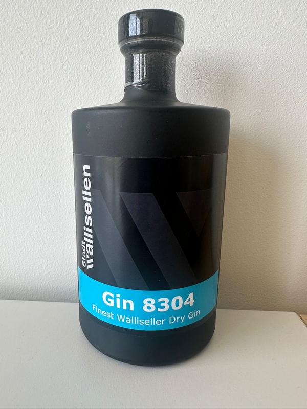 Gin 8304