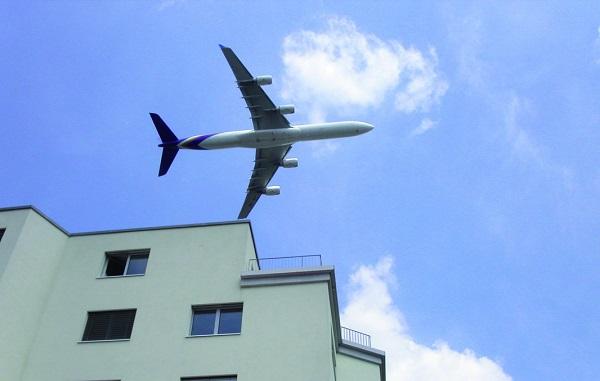 Flugzeug