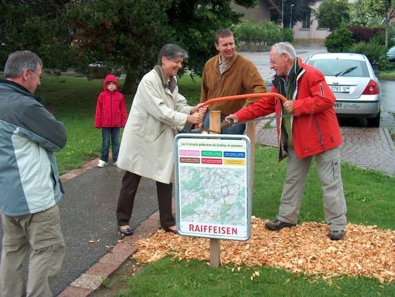 Inauguration des sentiers par Mme Berset et M. Naef