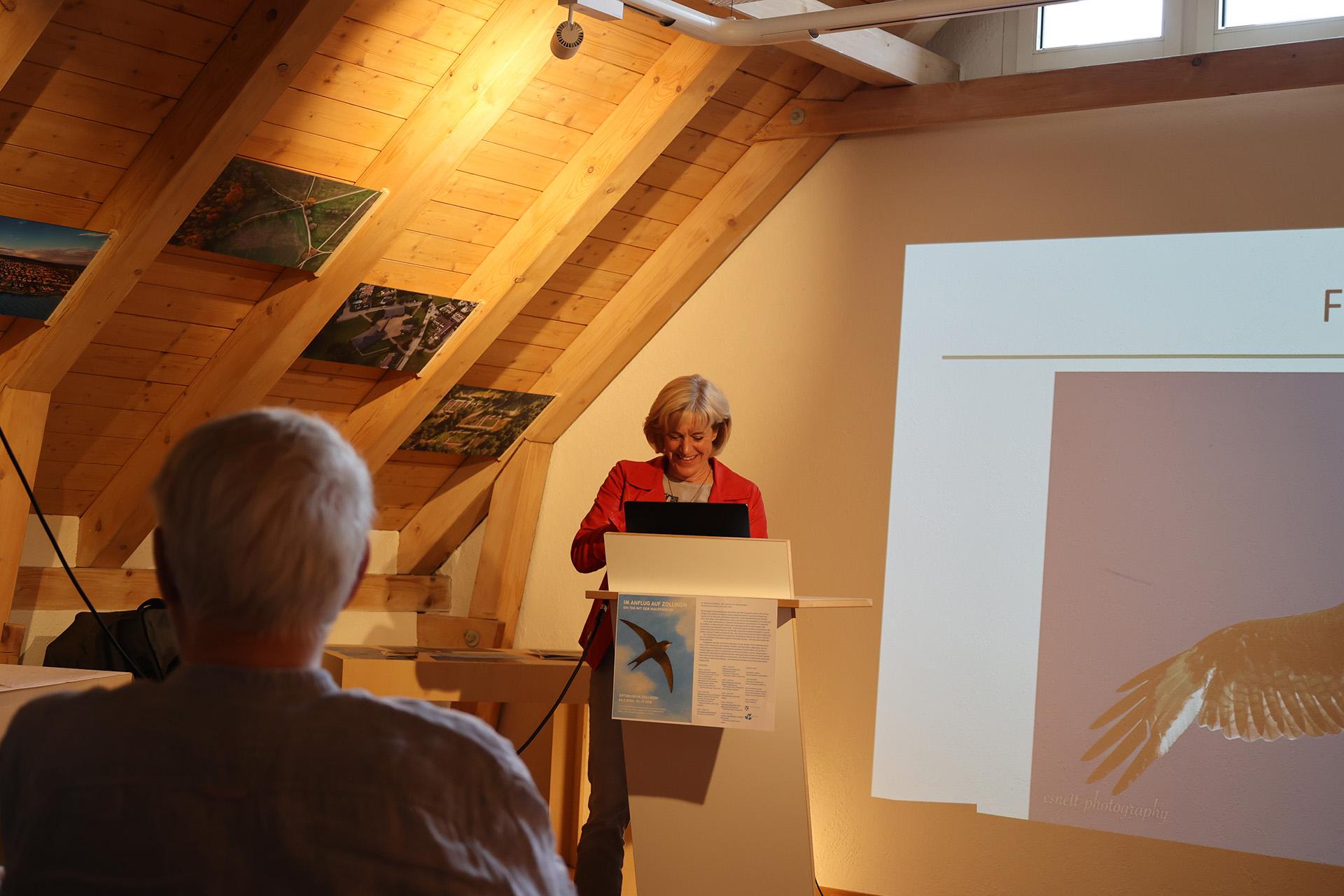 Der Ornithologische Verein Zollikon stellt sich vor
Mit Claudia Nett, Präsidentin OVZ und Rui Biagini, Mitglied OVZ
