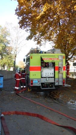 Die Schule Hittnau probte zusammen mit der Feuerwehr Hittnau den Ernstfall
