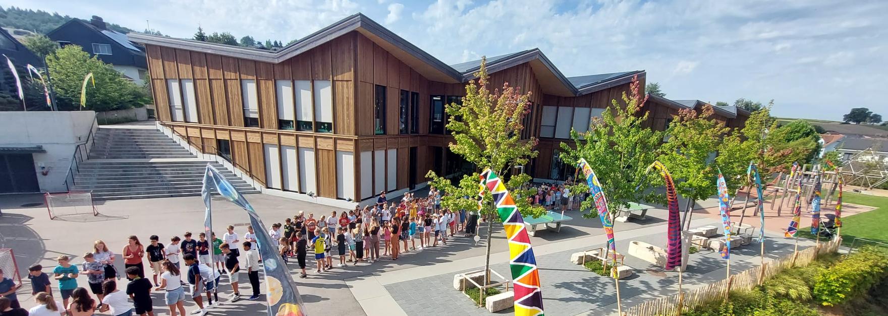 Schule Port