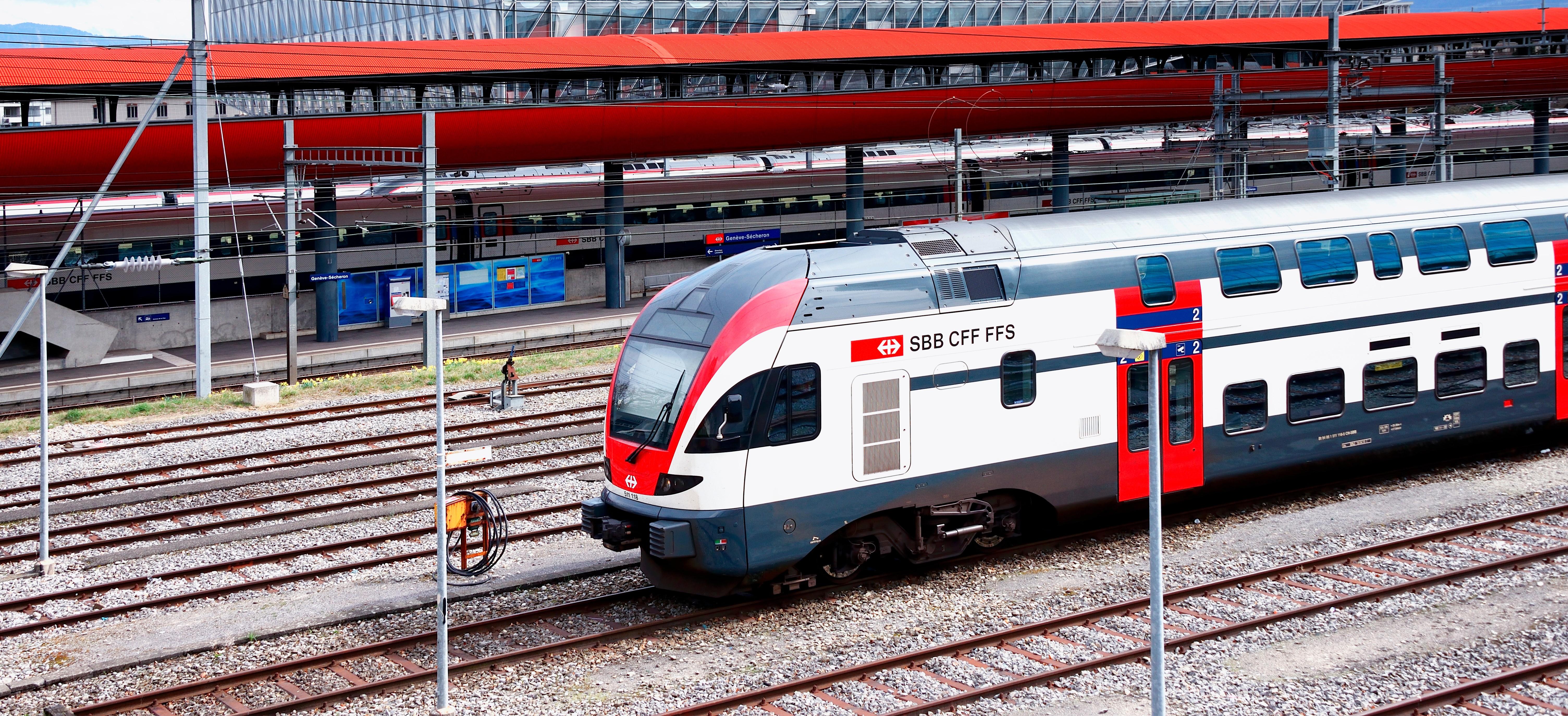 Bild eines SBB Zuges im Bahnhof