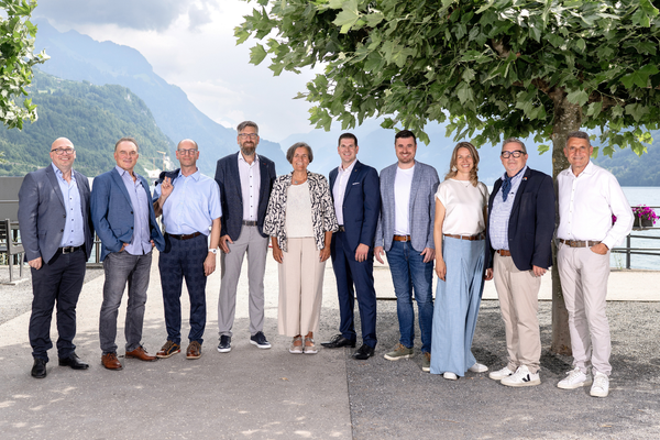 Gruppenfoto des Gemeinderates