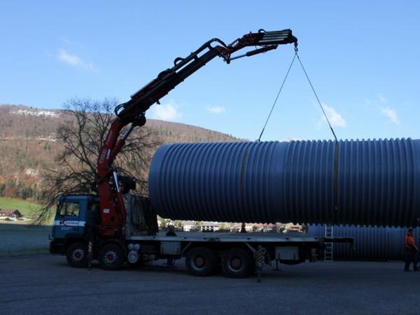 Transport des Reservoirs in die Wäscheten