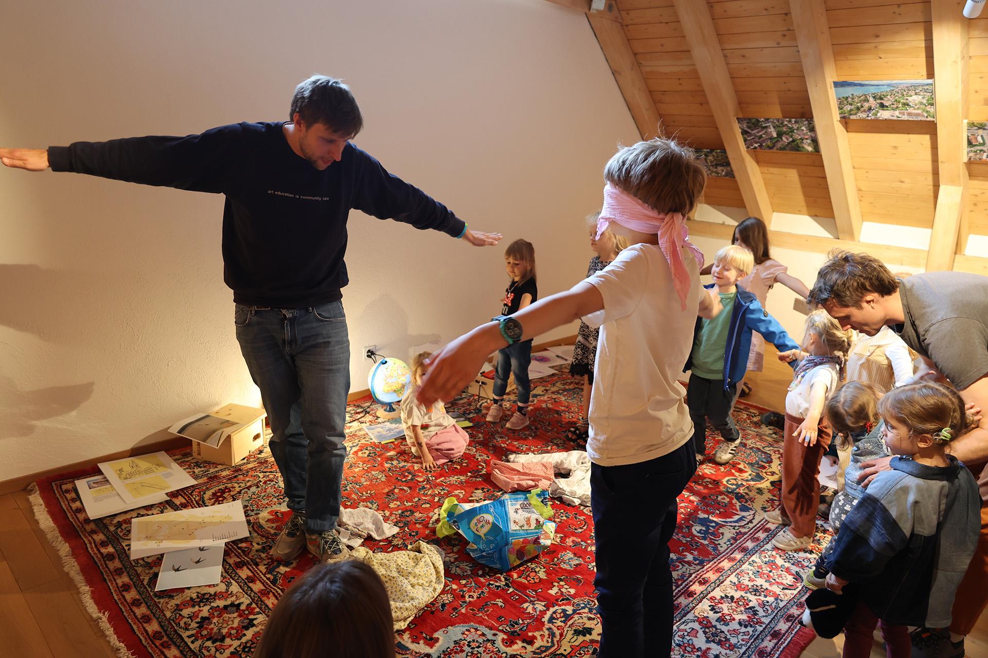 Wie fühlt es sich an im Schlaf zu fliegen?
Spielerische Annäherung an den Mauersegler. Mit Bruno Heller, Leiter Ortsmuseum 
