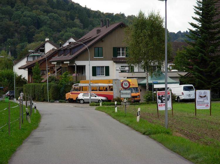 Dorfeingang von Pfungen her
