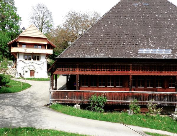 Bauernhaus von 1553 mit Steinstock Mitte 16. Jahrhundert, Foto Hans Schuler, 2025