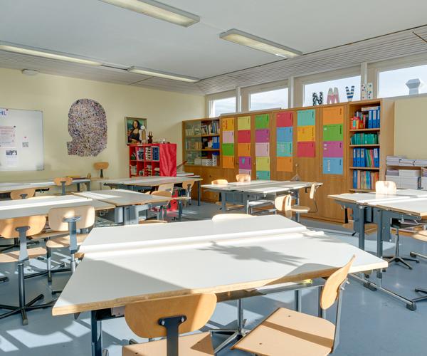 Bild eines Schulzimmers