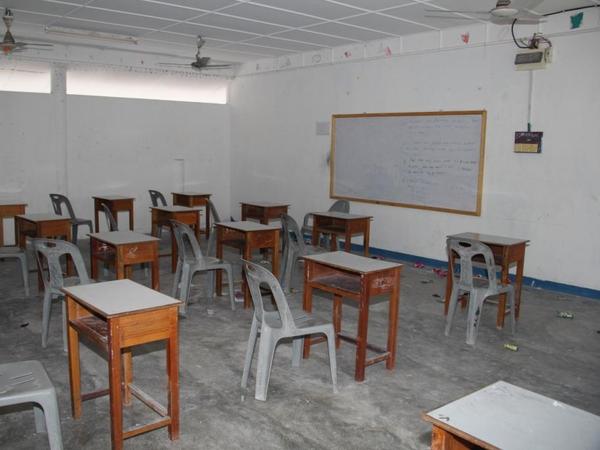 Schule auf den Malediven