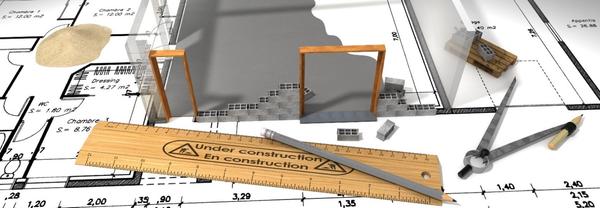 Bauplan mit Massstab, Bleistift und Zirkel