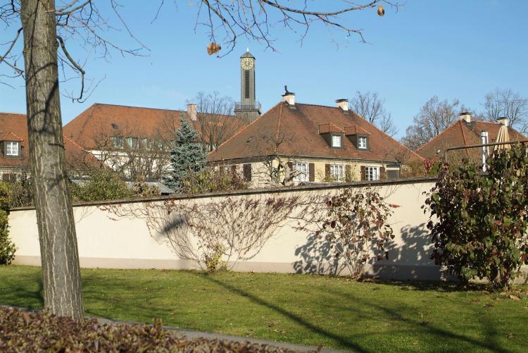 Die Genossenschaftssiedlung Freidorf, 150 Einfamilienhäuser, der bedeutendste Siedlungsbau der Schweiz zwischen dem Ersten und dem Zweiten Weltkrieg.
