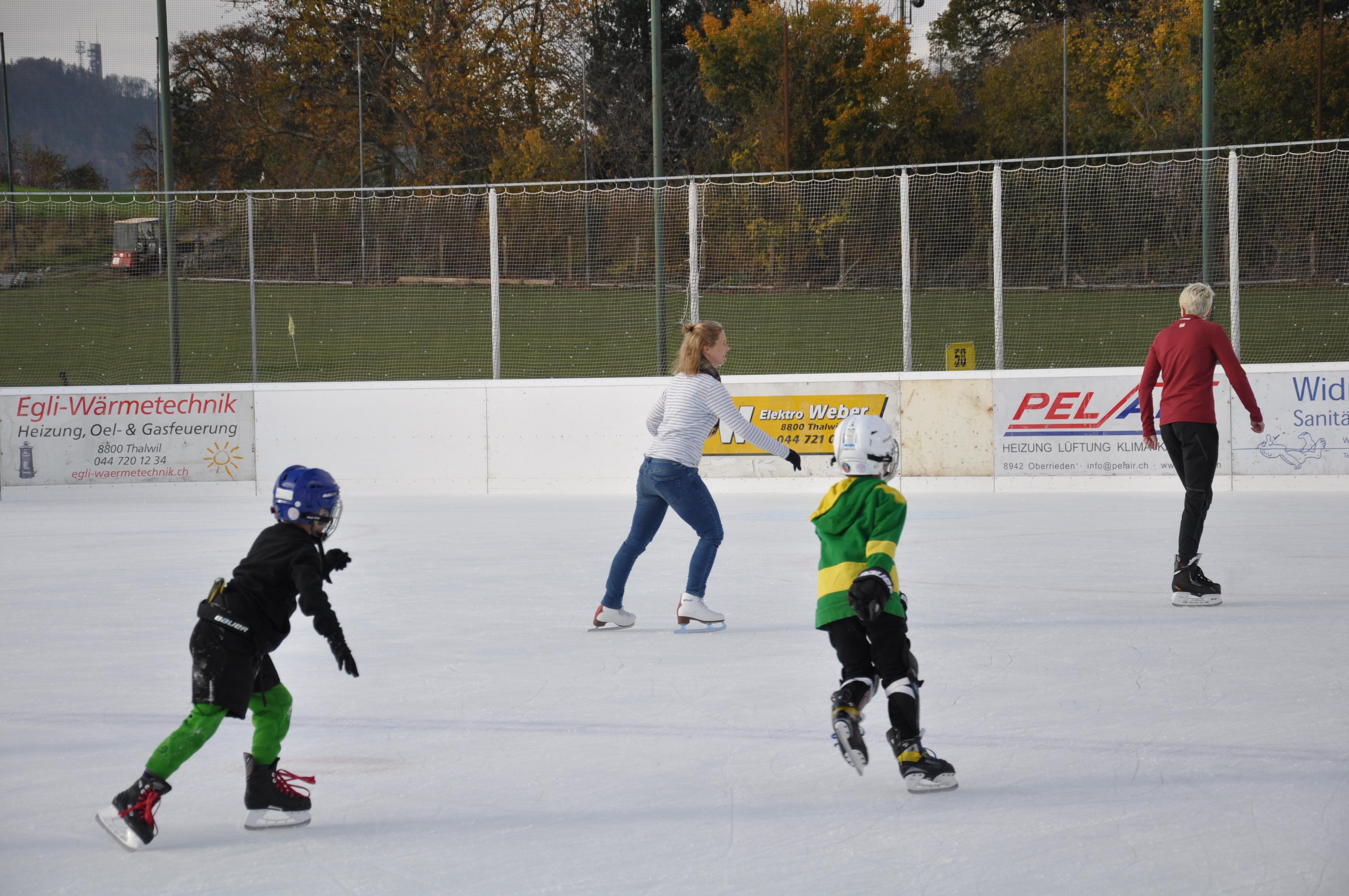 Eisbahn Brand im November 2021