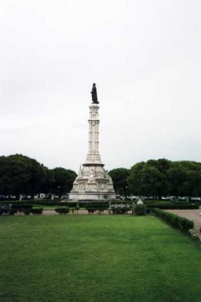 Historische Monumente gibt es in der Grossstadt "Lisboa" unzählige.

