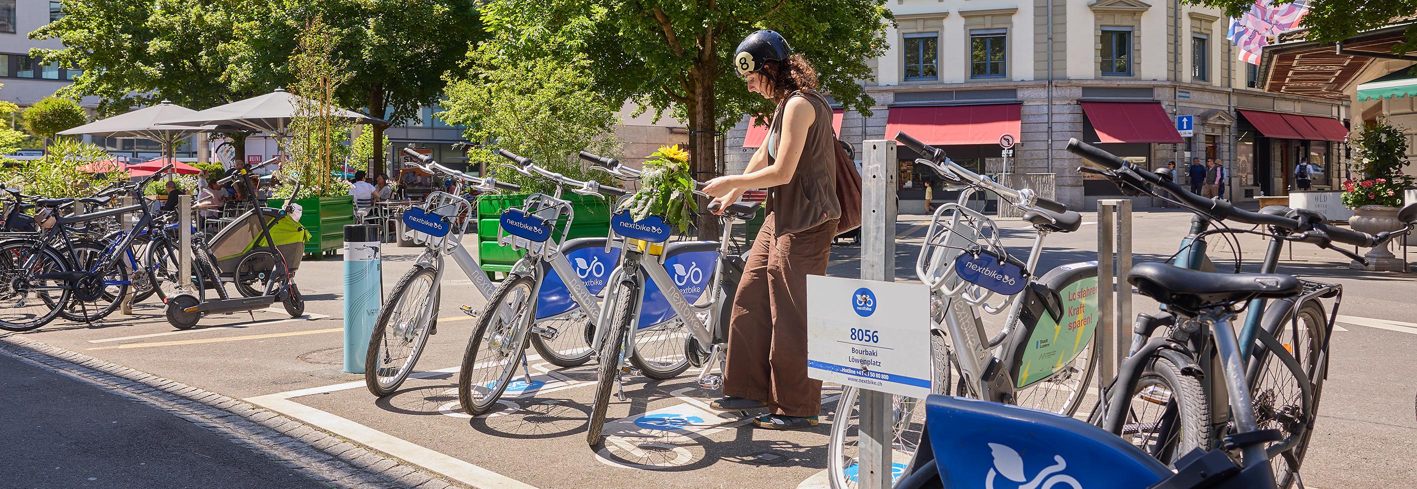 nextbike rollt auf Erfolgswelle – Stadt schafft neue Station am Bahnhof Luzern