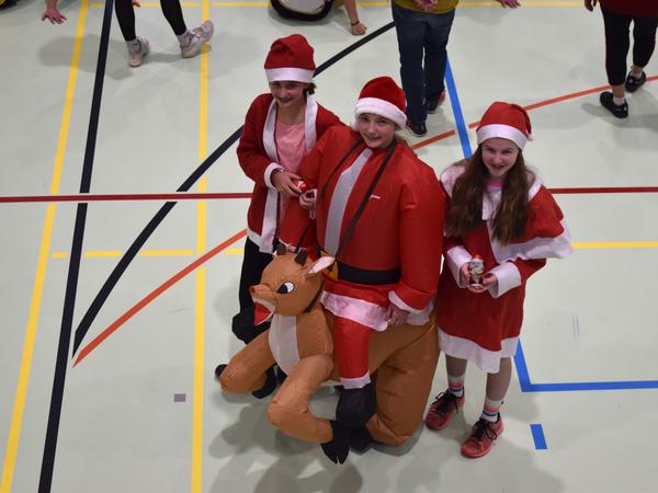Foto Sek-Weihnachtssporttag 