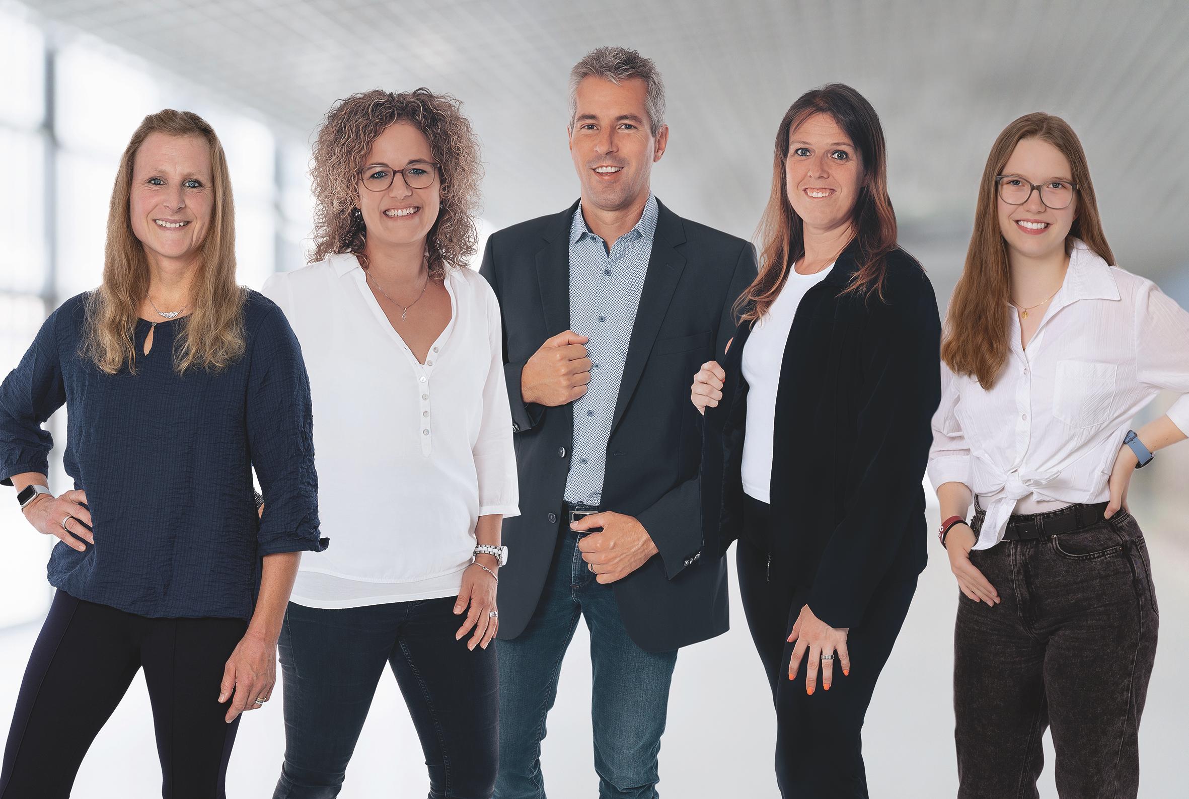 Teamfoto Verwaltungspersonal