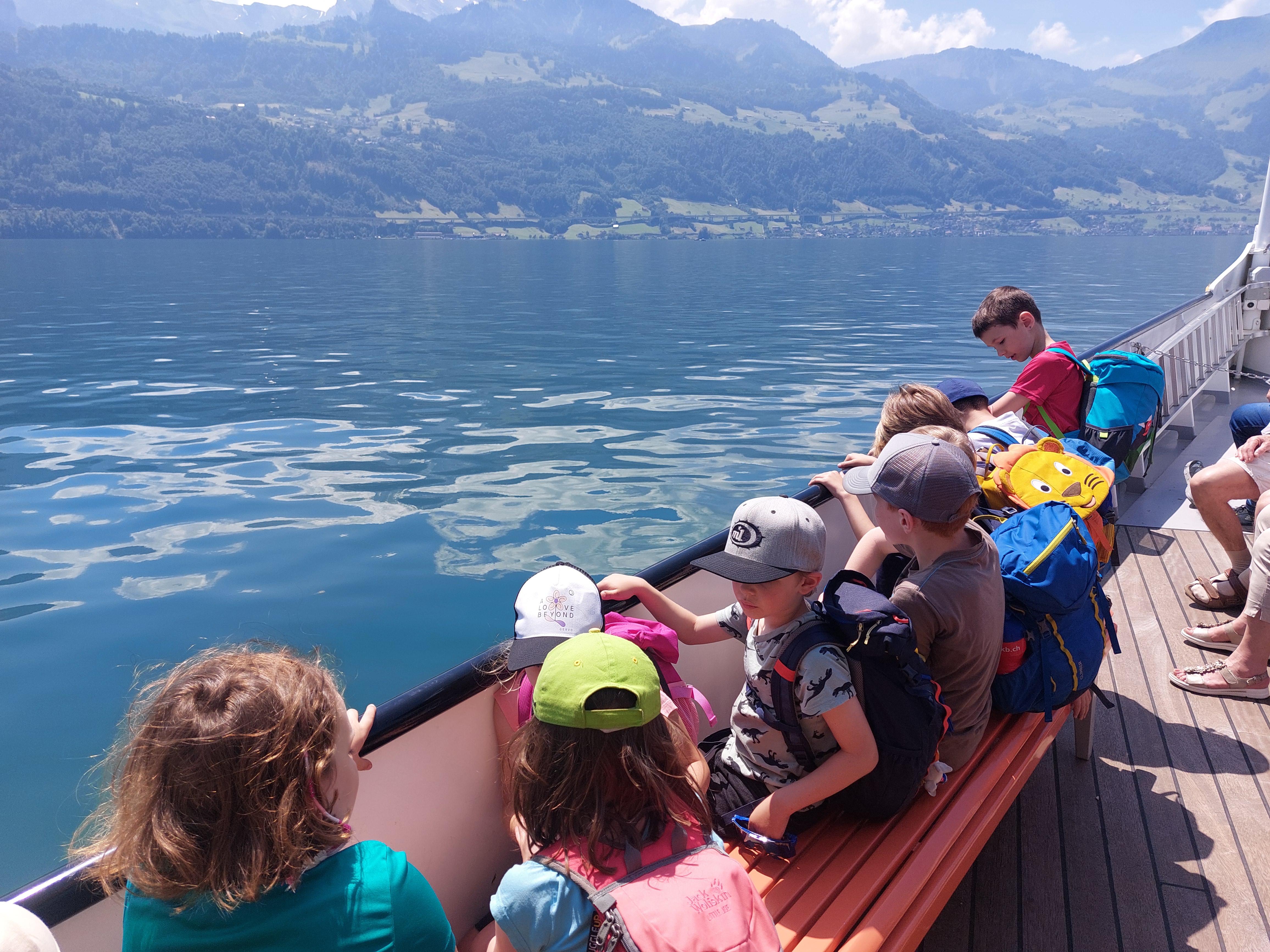 Schifffahrt auf dem Dampfschiff Uri