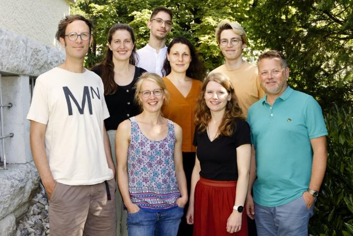 Herzlich willkommen in unserem Team:

Samuel Blatter, Elian Frei, Christina Boner, Noel Dozic, Teresa Ortner, Lea Meyer, David Inniger, Andreas Kamber

Es fehlen: Martin Masan, Amanda Peyer