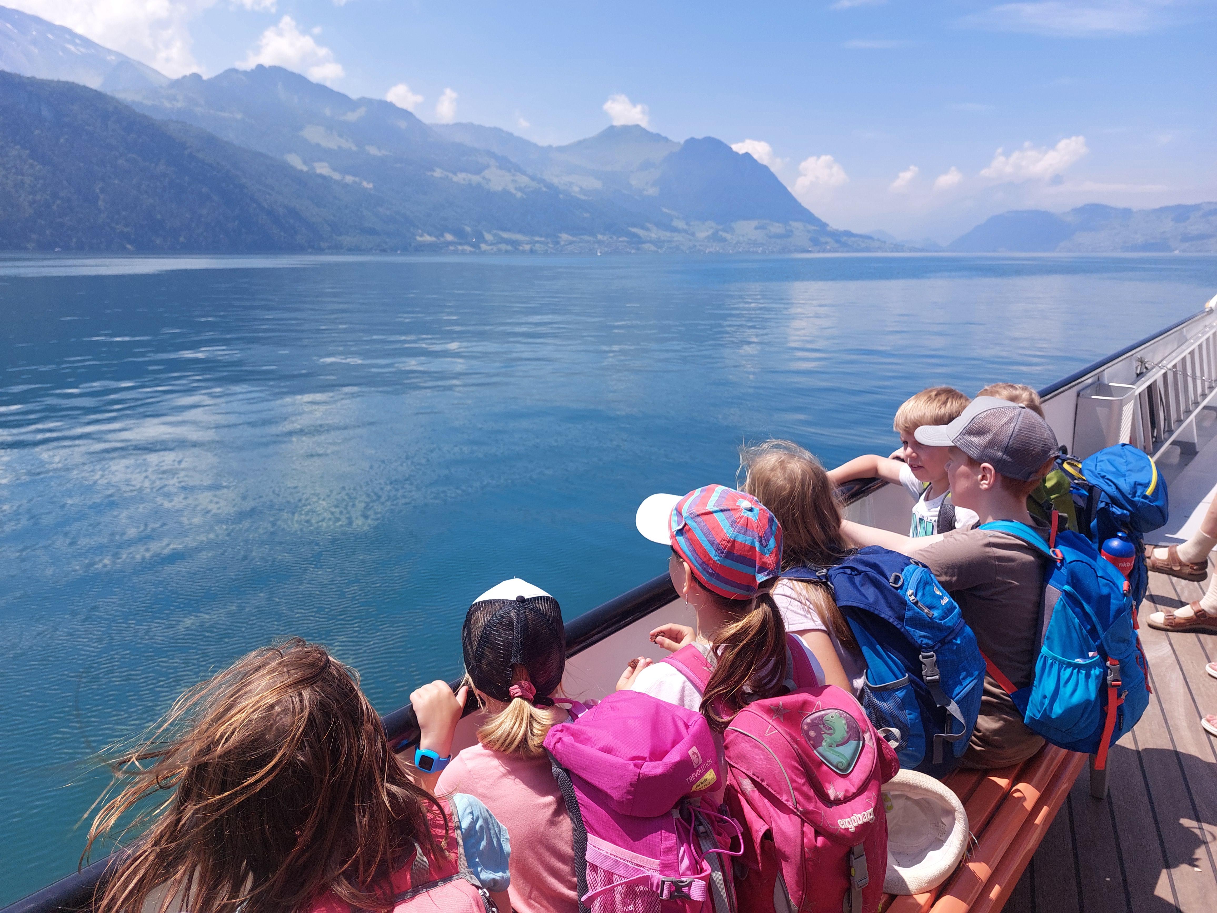 Schifffahrt auf dem Dampfschiff Uri