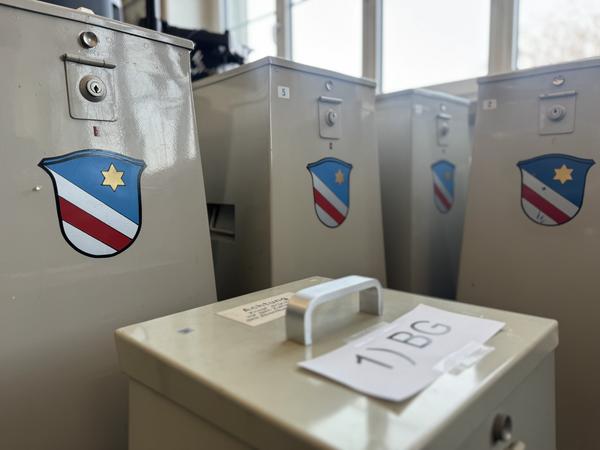 Wahlurnen