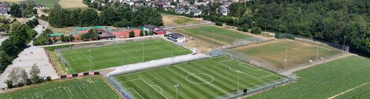 Fussballplatz Rolli