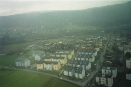 Östlichster Dorfteil von Stein. Im Vordergrund die Neubausiedlung "Pfaffenkreuzacker".
