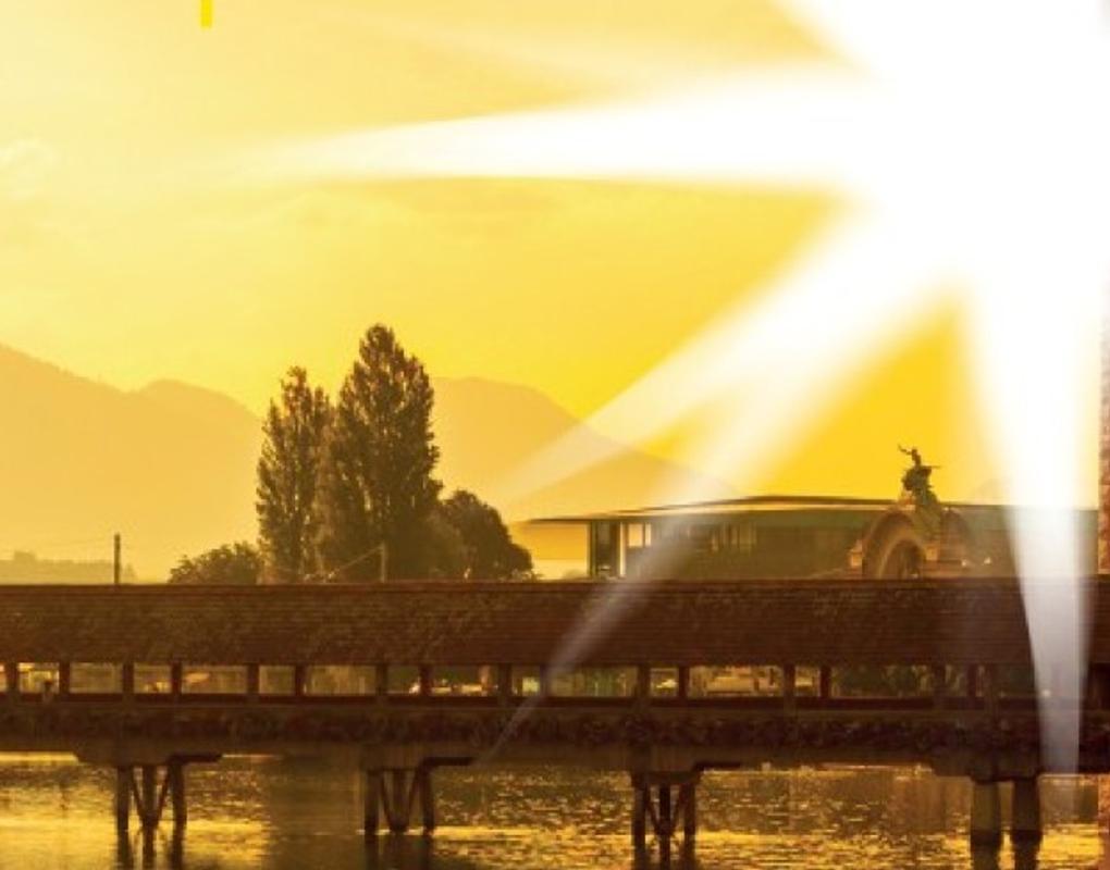 Kappelbrücke in goldigem Licht