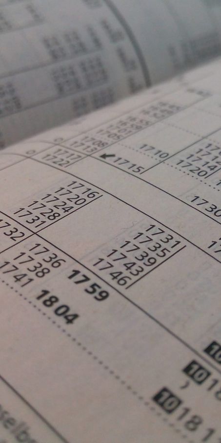 Zeitangaben eines Fahrplans